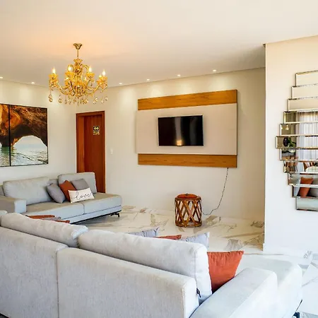 Pousada com piscina, jacuzzi e com vista em Capitólio - Casa Decore-3